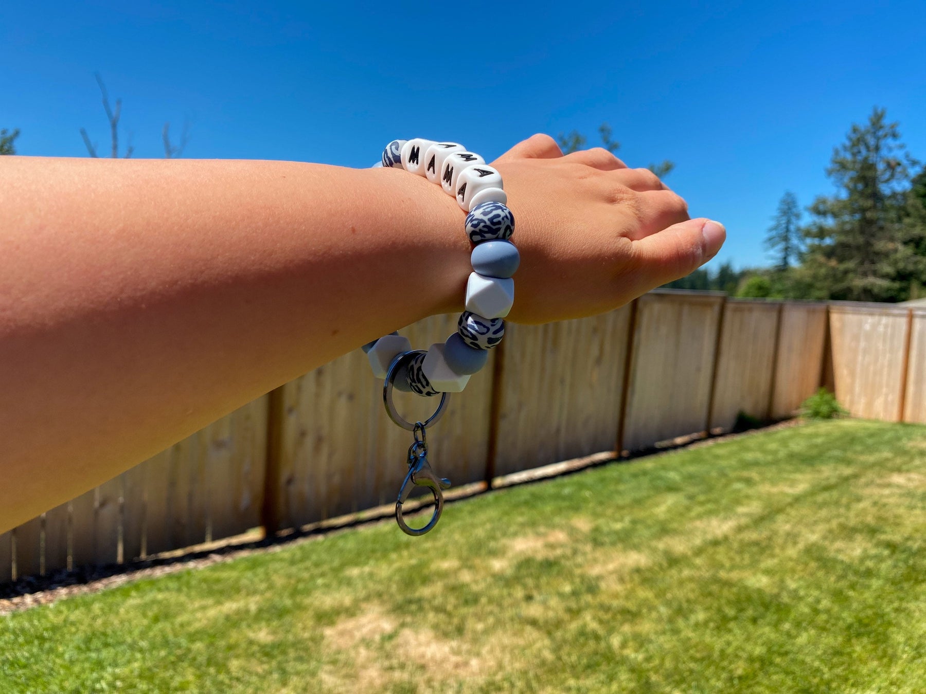 GRAY BLUE LEOPARD KEYCHAIN WRISTLET- SILVER Rose with Grace LLC