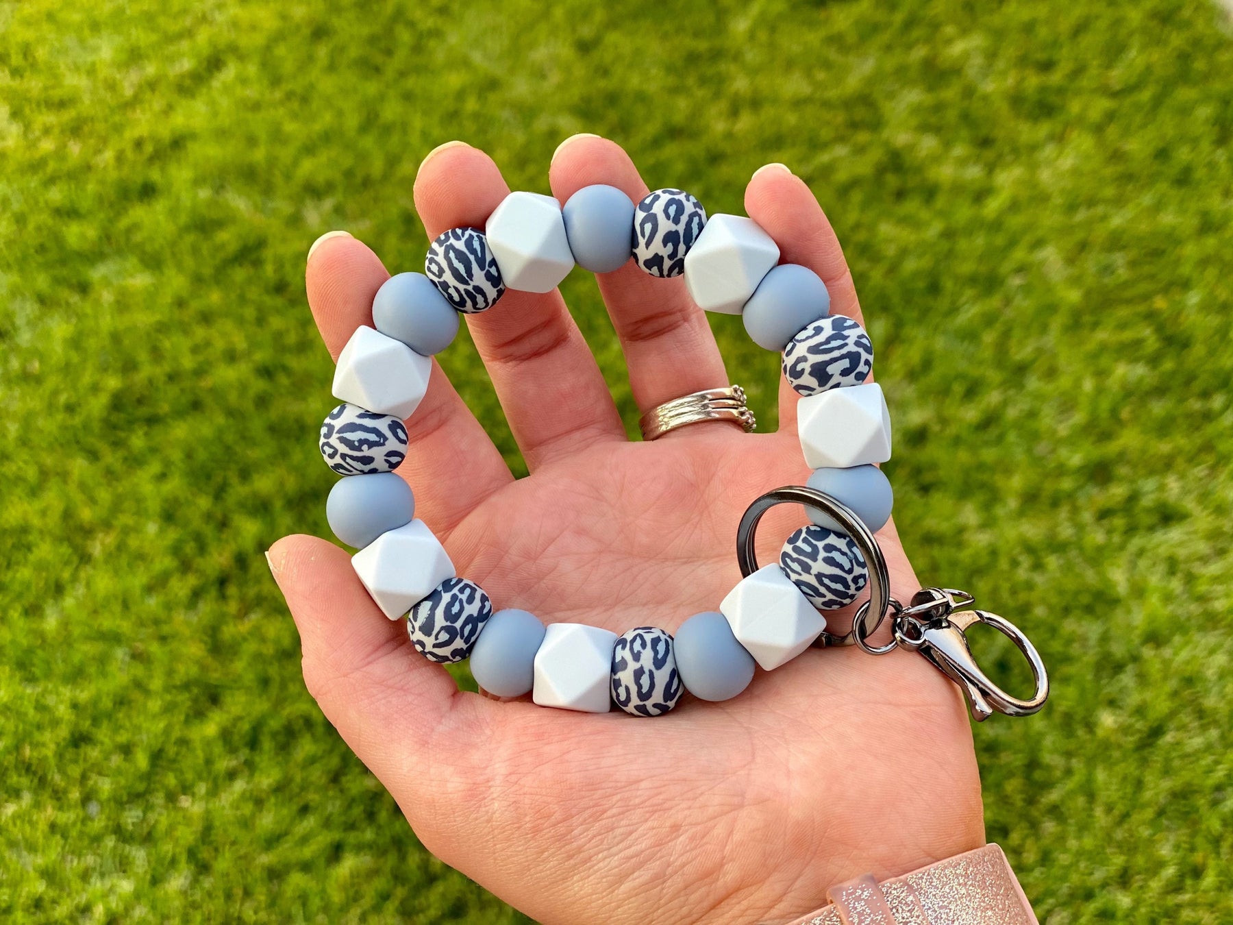GRAY BLUE LEOPARD KEYCHAIN WRISTLET- SILVER Rose with Grace LLC